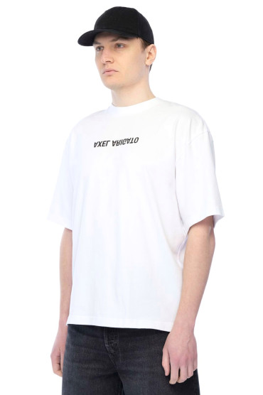 Купить оригинал Футболка AAm16006 от бренда AXEL ARIGATO Футболка AXEL ARIGATO AAm16006