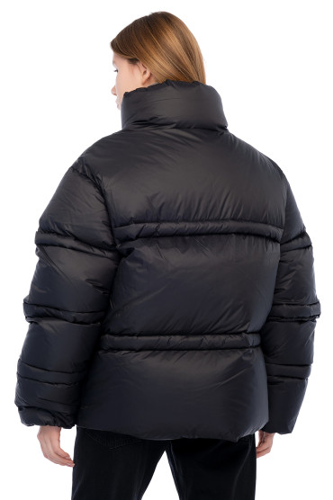 Купить оригинал Пуховик AAw25003 от бренда AXEL ARIGATO Пуховик AXEL ARIGATO AAw25003