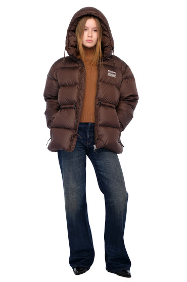 Купить оригинал Пуховик AAw25006 от бренда AXEL ARIGATO Пуховик AXEL ARIGATO AAw25006