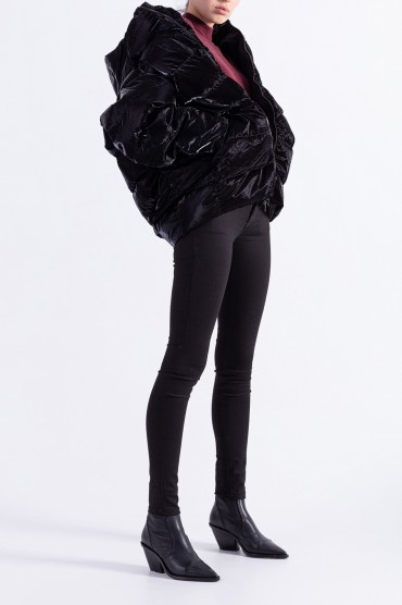 Пуховик з капюшоном AHIRAIN AHR29002