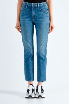 Укорочені джинси з потертостями