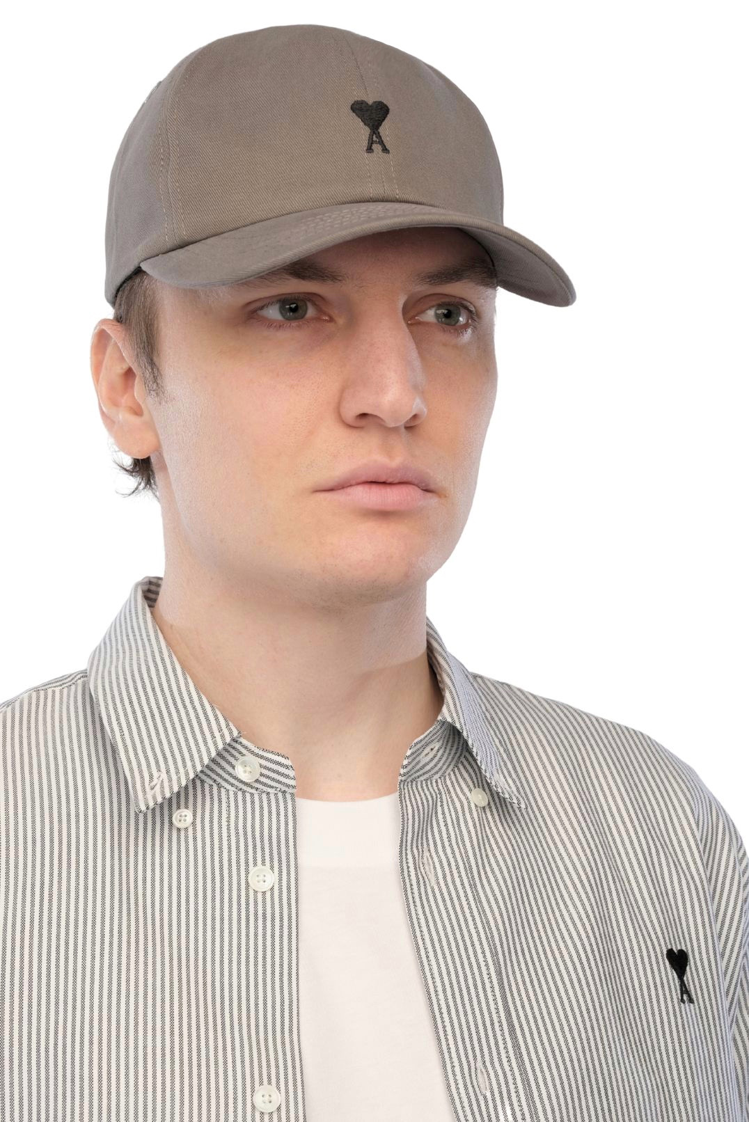 Кепка AMI PARIS AMIa16009