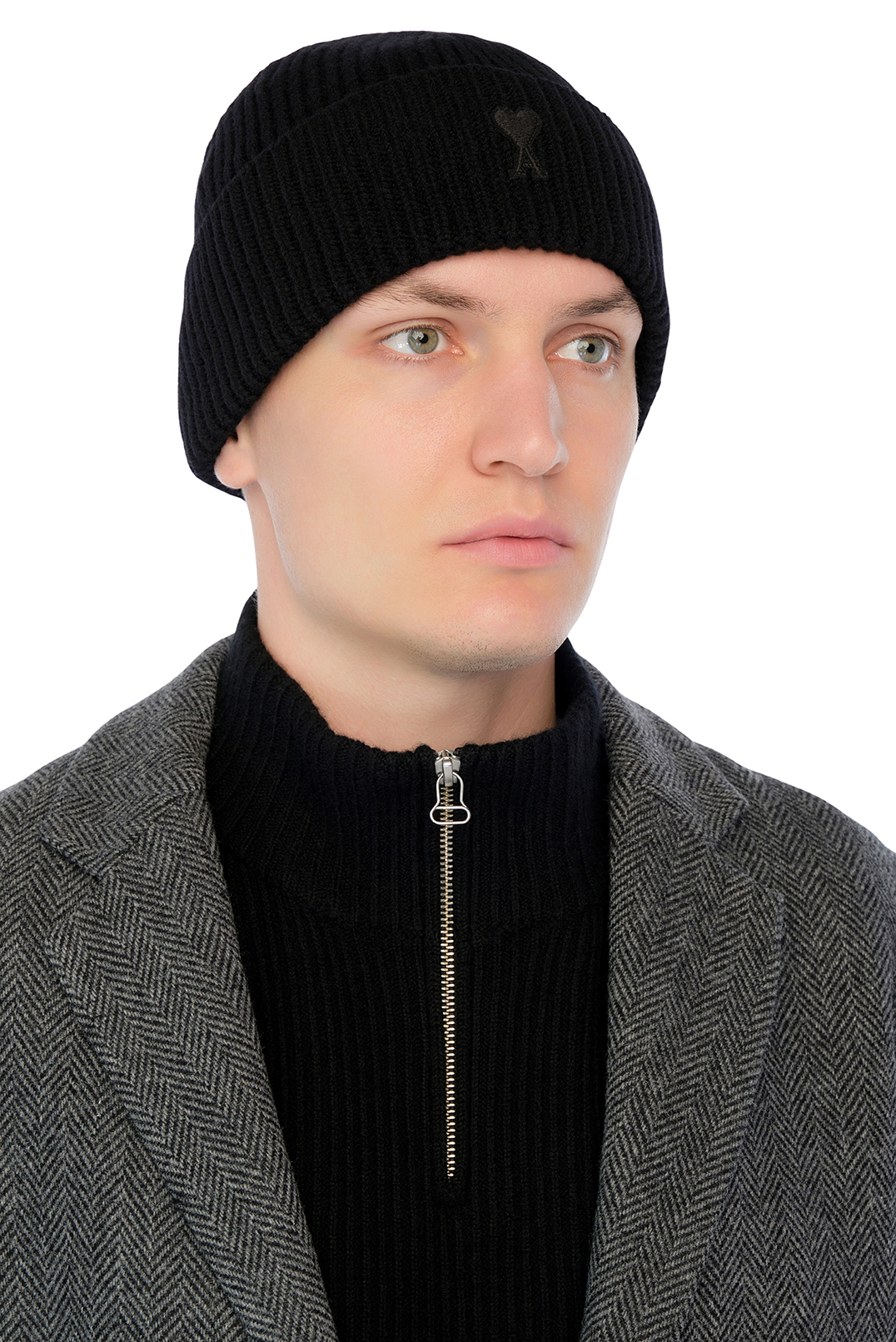 Шапка AMI PARIS AMIa25002