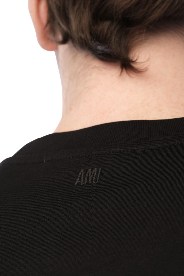 Футболка AMI PARIS AMIm16004