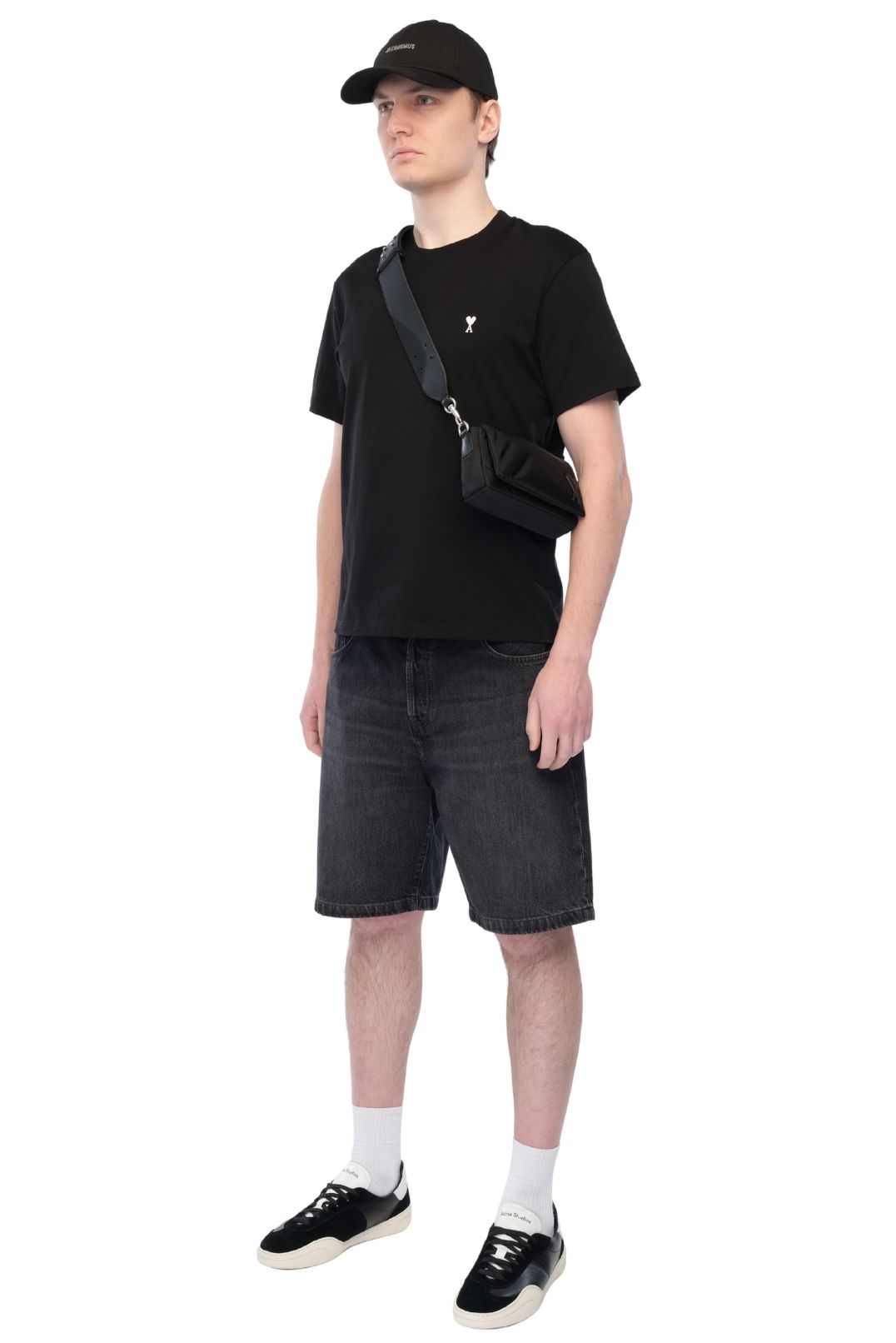 Футболка AMI PARIS AMIm16004