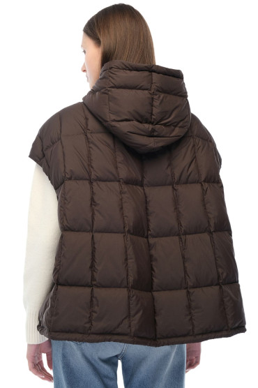 Купить оригинал Жилет Cozy Arco IEN26003 от бренда IENKI IENKI Жилет Cozy Arco IENKI IENKI IEN26003