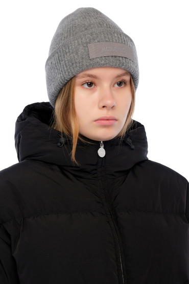 Шапка JACQUEMUS JACa25002