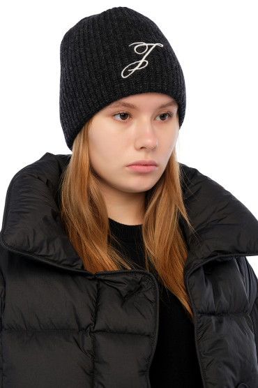 Шапка JACQUEMUS JACa25010