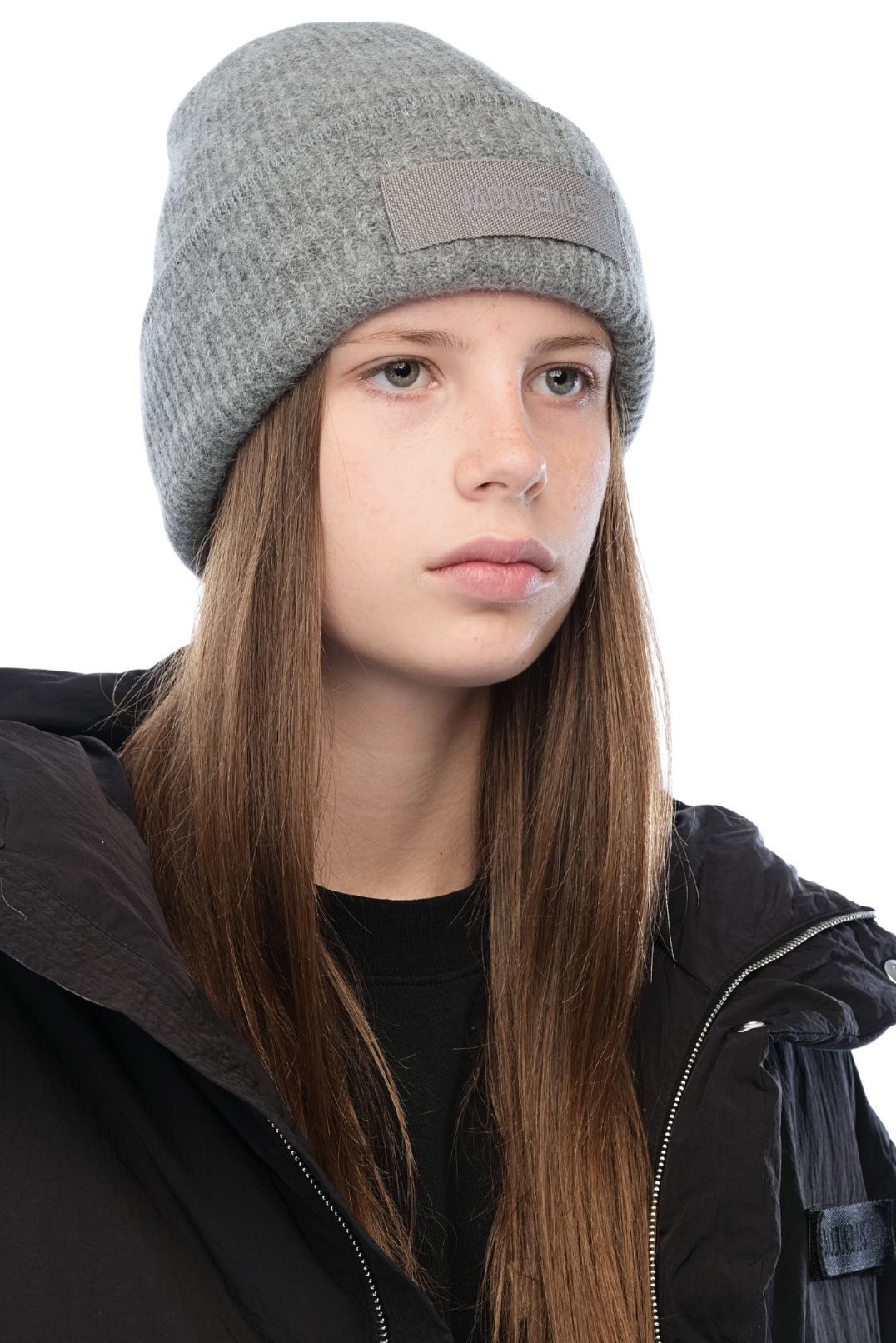 Шапка JACQUEMUS JACa26007