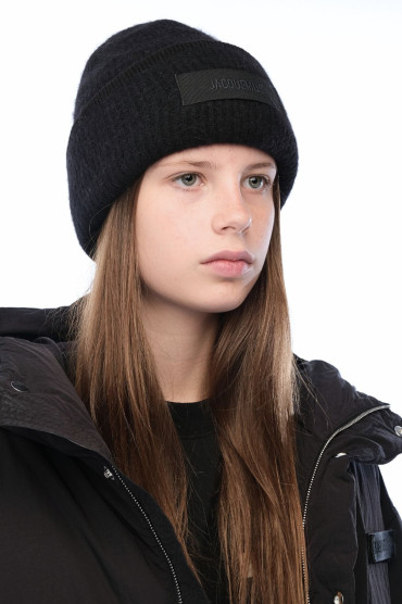 Шапка JACQUEMUS JACa26008