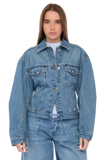 Купить оригинал Джинсова куртка JACw16001 от бренда JACQUEMUS Джинсова куртка JACQUEMUS JACw16001