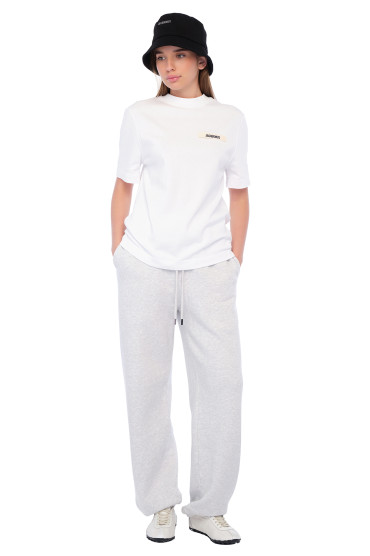 Купить оригинал Футболка JACw16028 от бренда JACQUEMUS Футболка JACQUEMUS JACw16028