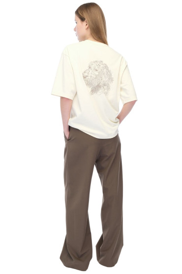 Купить оригинал Футболка JACw26009 от бренда JACQUEMUS Футболка JACQUEMUS JACw26009
