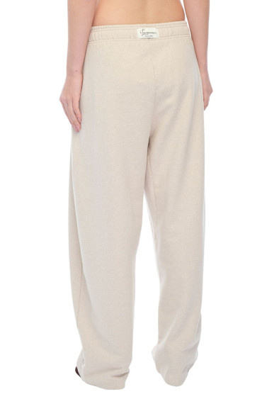 Купить оригинал Брюки JACw26018 от бренда JACQUEMUS Брюки JACQUEMUS JACw26018