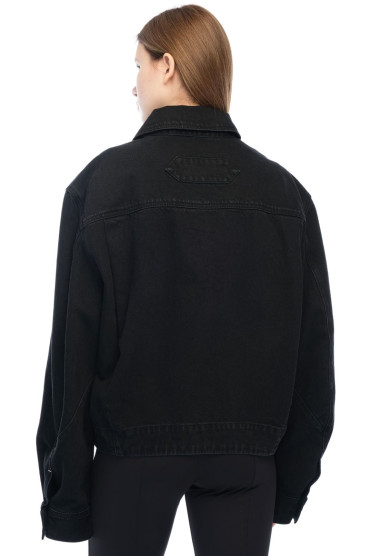 Купить оригинал Джинсова куртка JACw26026 от бренда JACQUEMUS Джинсова куртка JACQUEMUS JACw26026