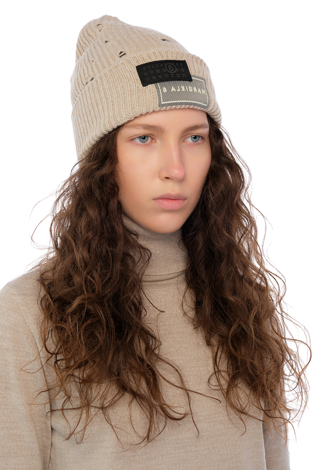 Шапка MM6 MAISON MARGIELA MM6a25009