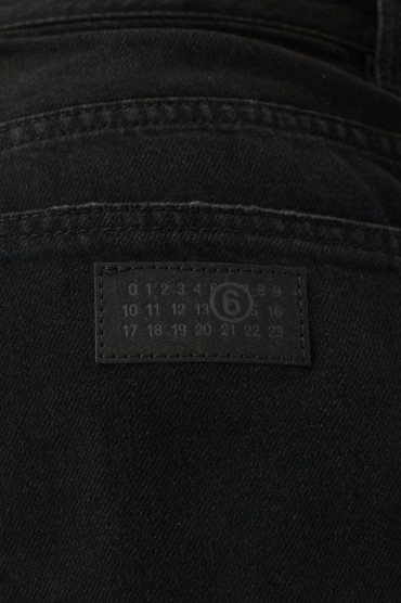 Купить оригинал Джинси MM6m26010 от бренда MM6 MAISON MARGIELA Джинси MM6 MAISON MARGIELA MM6m26010