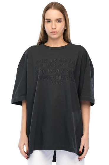 Купить оригинал Футболка MMMw16007 от бренда MAISON MARGIELA Футболка MAISON MARGIELA MMMw16007