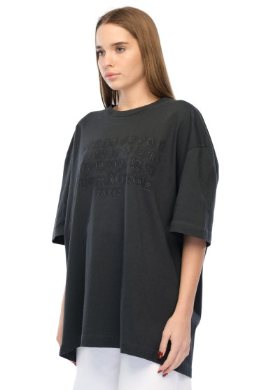 Купить оригинал Футболка MMMw16007 от бренда MAISON MARGIELA Футболка MAISON MARGIELA MMMw16007