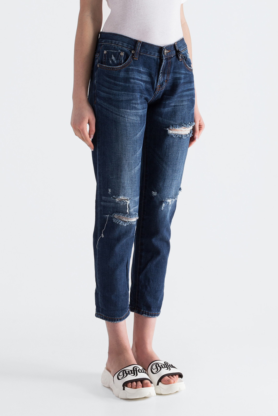 Укорочені джинси з ефектом потертості ONE TEASPOON OTSp19004