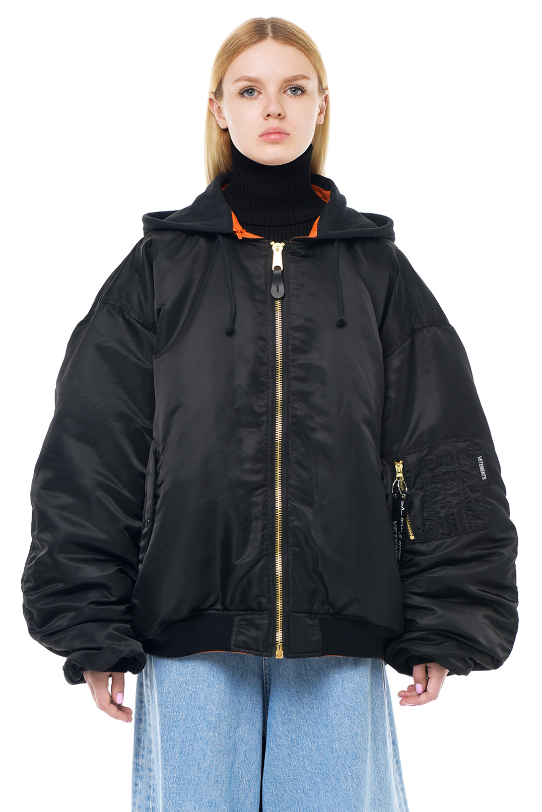 Двосторонній бомбер oversize VETEMENTS VET23010