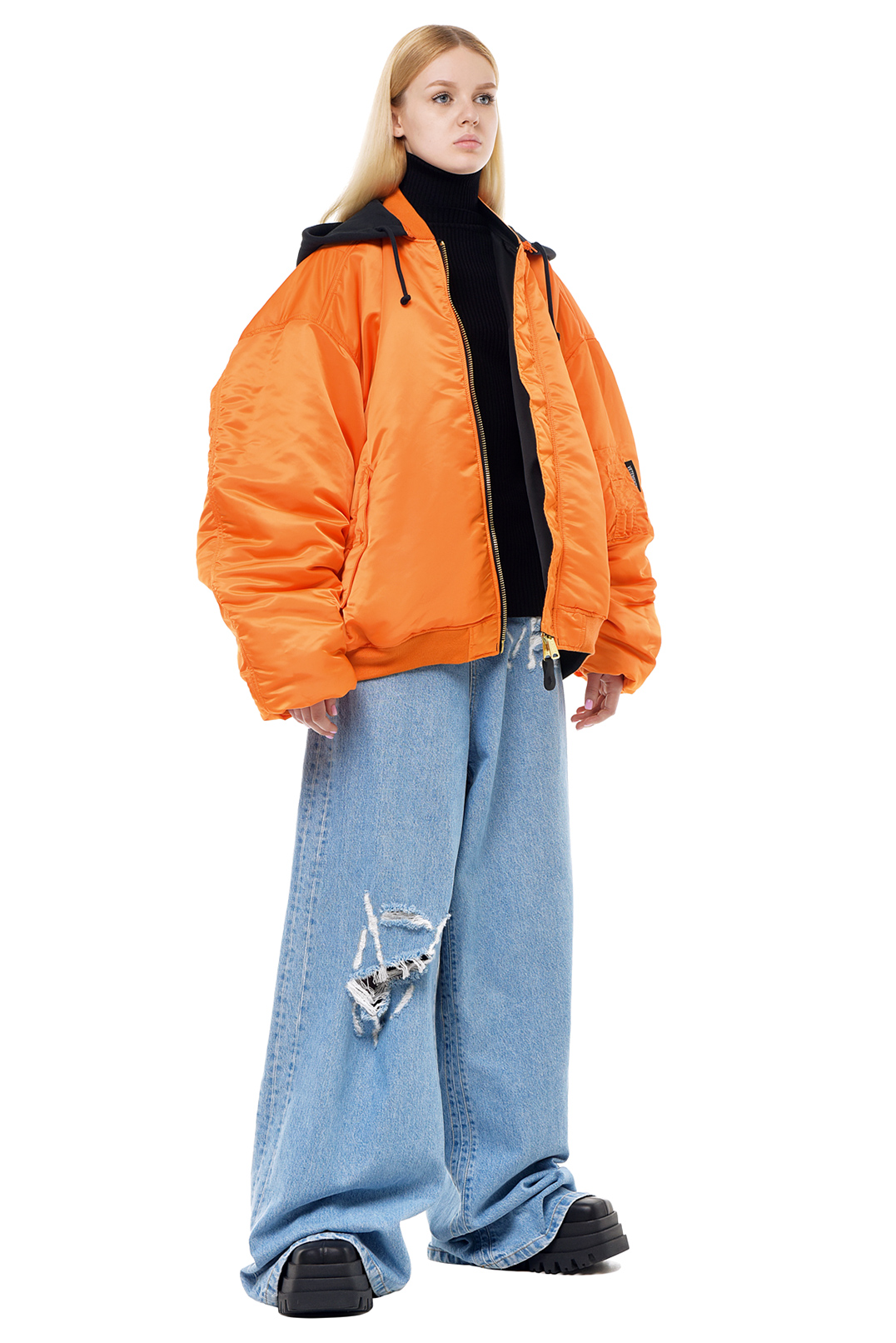 Двосторонній бомбер oversize VETEMENTS VET23010
