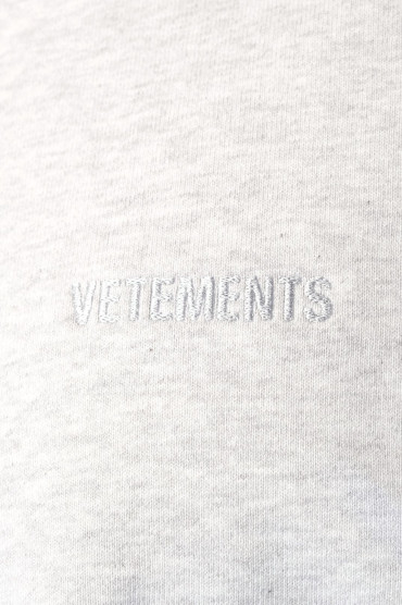 Купить оригинал Світшот VETm16001 от бренда VETEMENTS Світшот VETEMENTS VETm16001