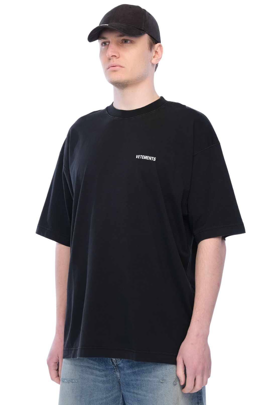 Футболка VETEMENTS VETm16007