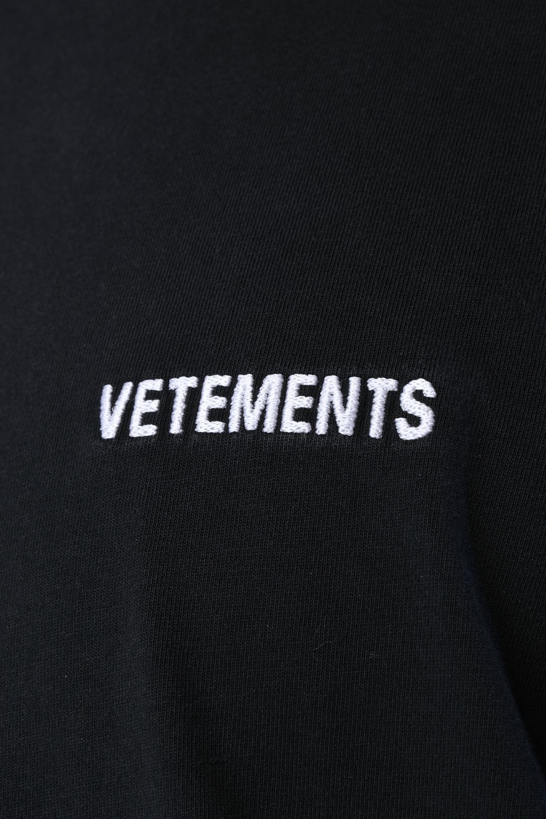 Футболка VETEMENTS VETm16007