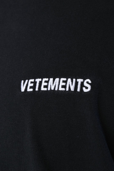 Футболка VETEMENTS VETm16007