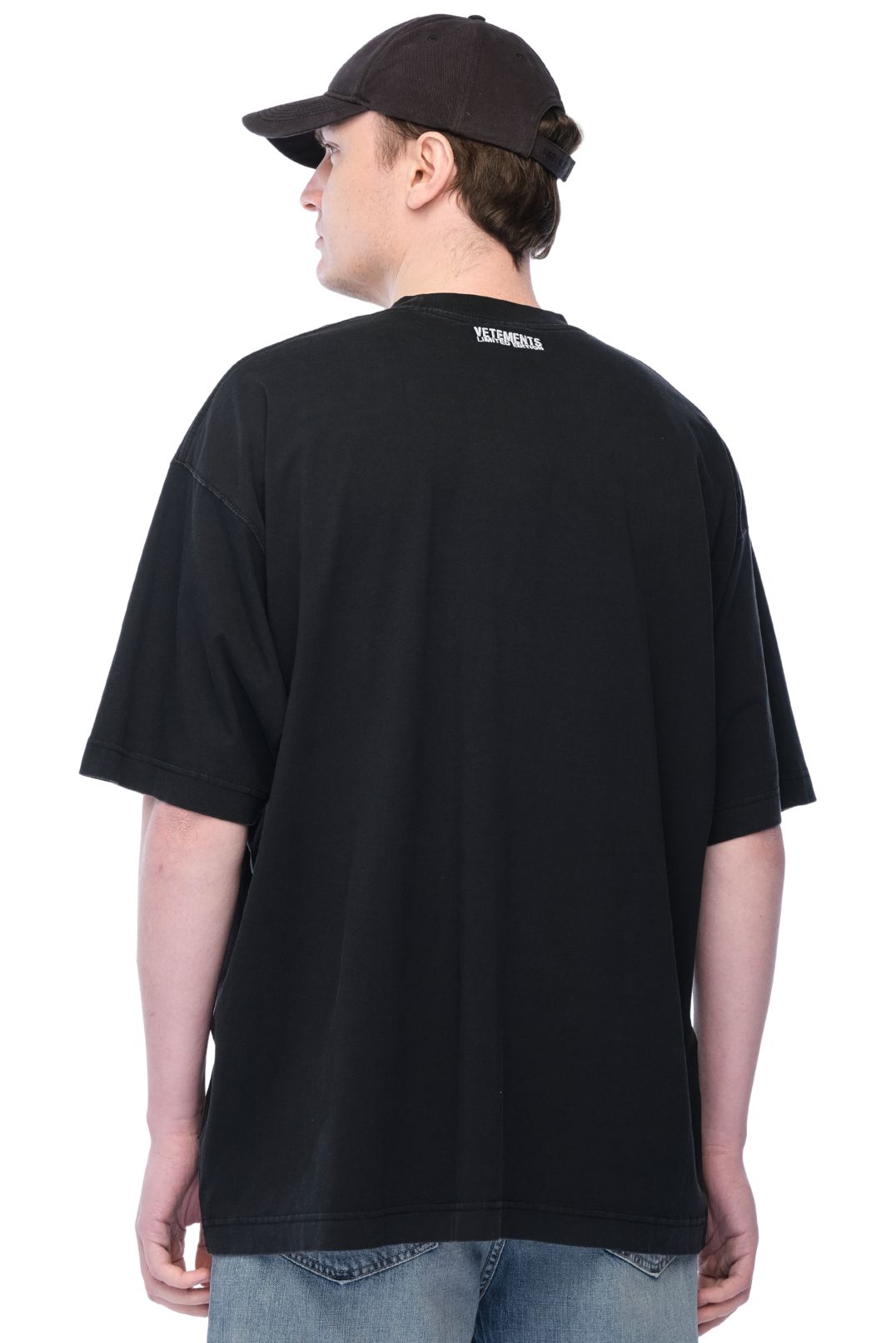 Футболка VETEMENTS VETm16007