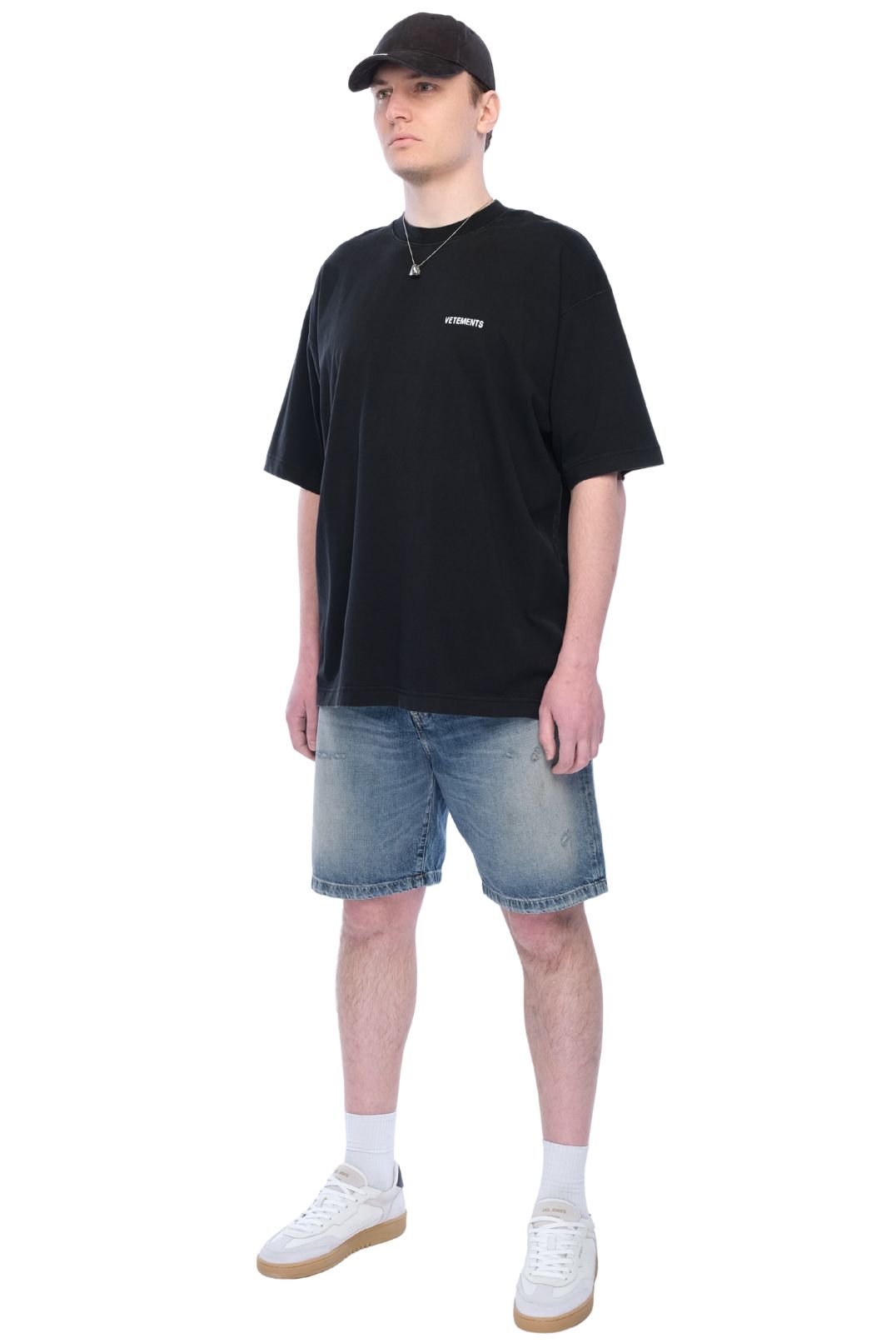 Футболка VETEMENTS VETm16007