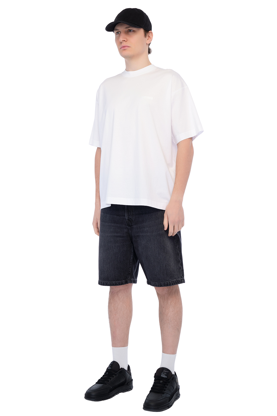 Футболка VETEMENTS VETm16008