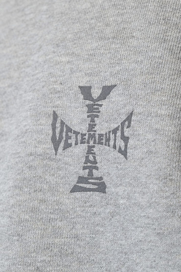 Купить оригинал Худі на блискавці VETm16015 от бренда VETEMENTS Худі на блискавці VETEMENTS VETm16015