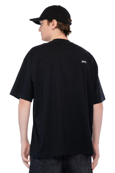 Купить оригинал Футболка VETm16025 от бренда VETEMENTS Футболка VETEMENTS VETm16025