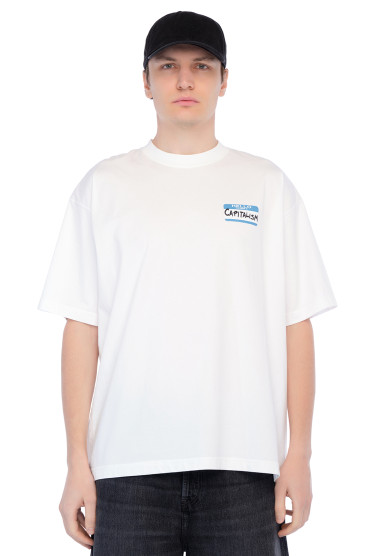 Купить оригинал Футболка VETm16026 от бренда VETEMENTS Футболка VETEMENTS VETm16026