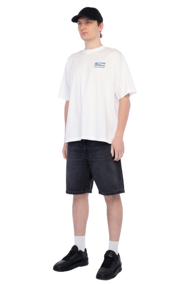 Купить оригинал Футболка VETm16026 от бренда VETEMENTS Футболка VETEMENTS VETm16026