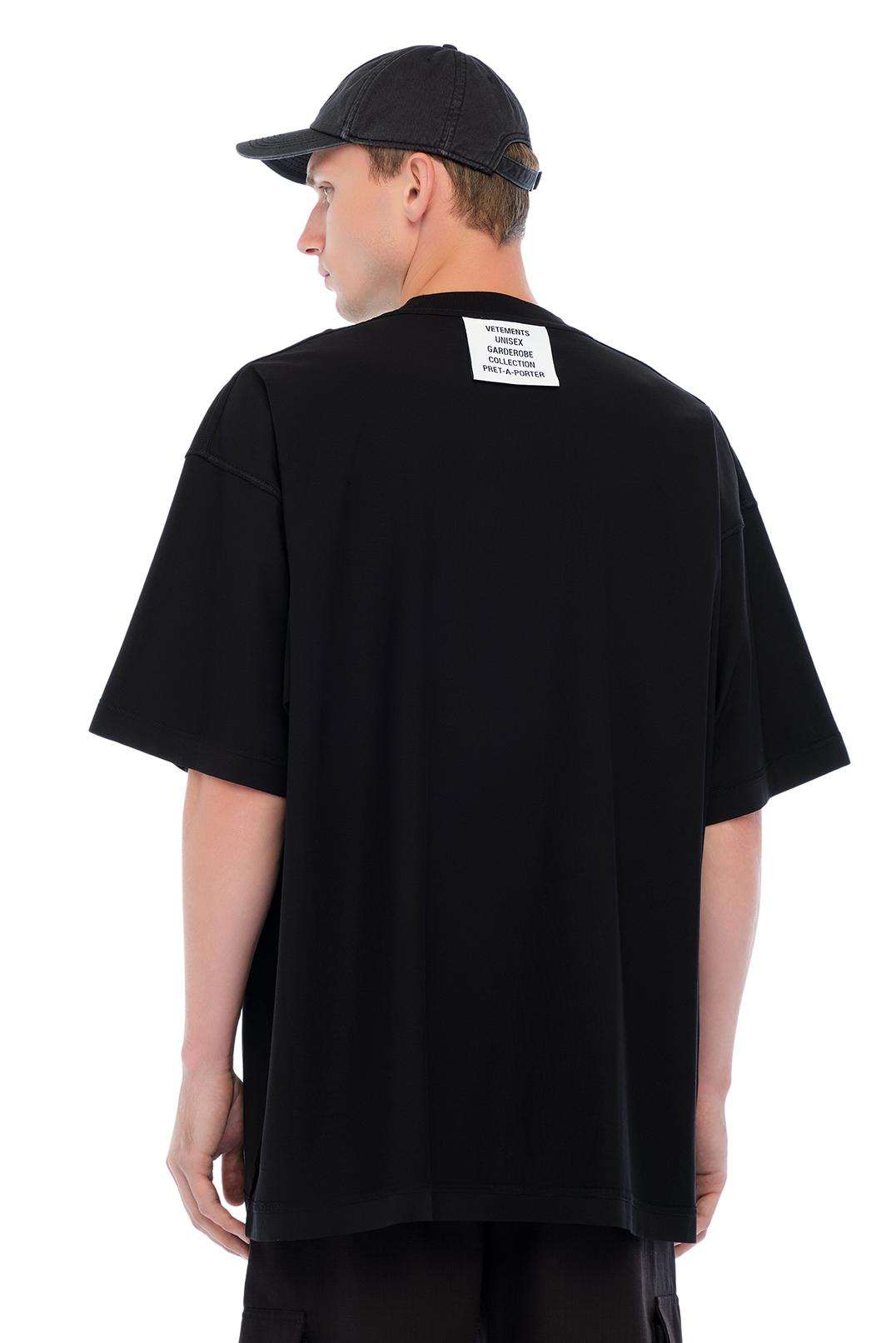 Футболка oversize VETEMENTS VETm24011