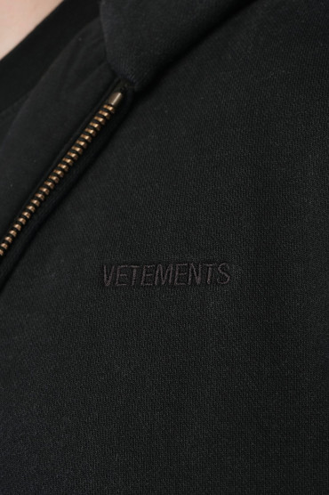 Купить оригинал Бомбер VETm26005 от бренда VETEMENTS Бомбер VETEMENTS VETm26005
