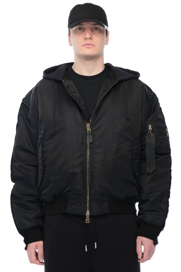 Купить оригинал Бомбер VETm26008 от бренда VETEMENTS Бомбер VETEMENTS VETm26008