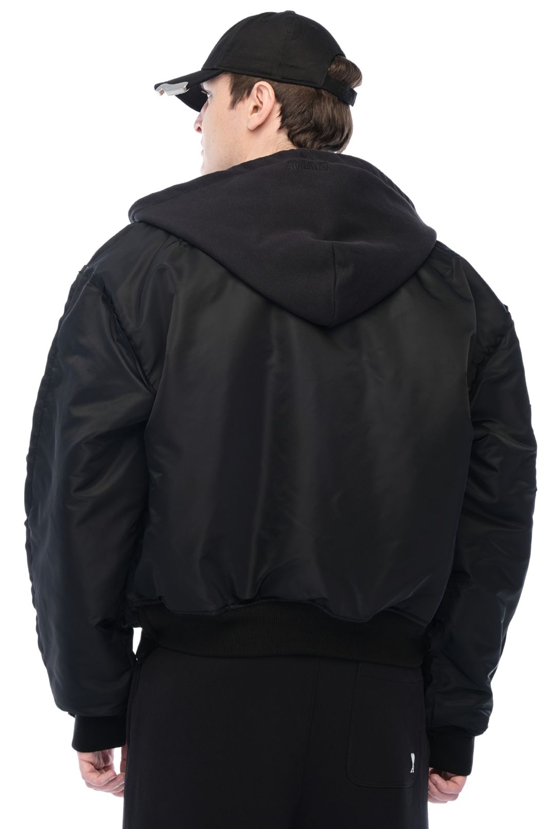 Бомбер VETEMENTS VETm26008