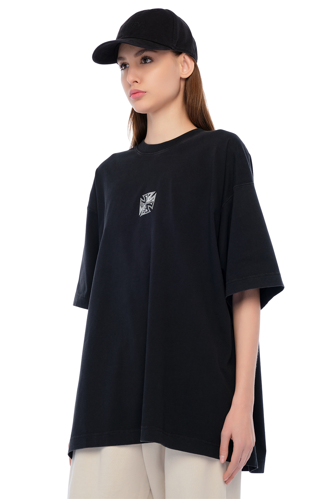 Футболка VETEMENTS VETw16013