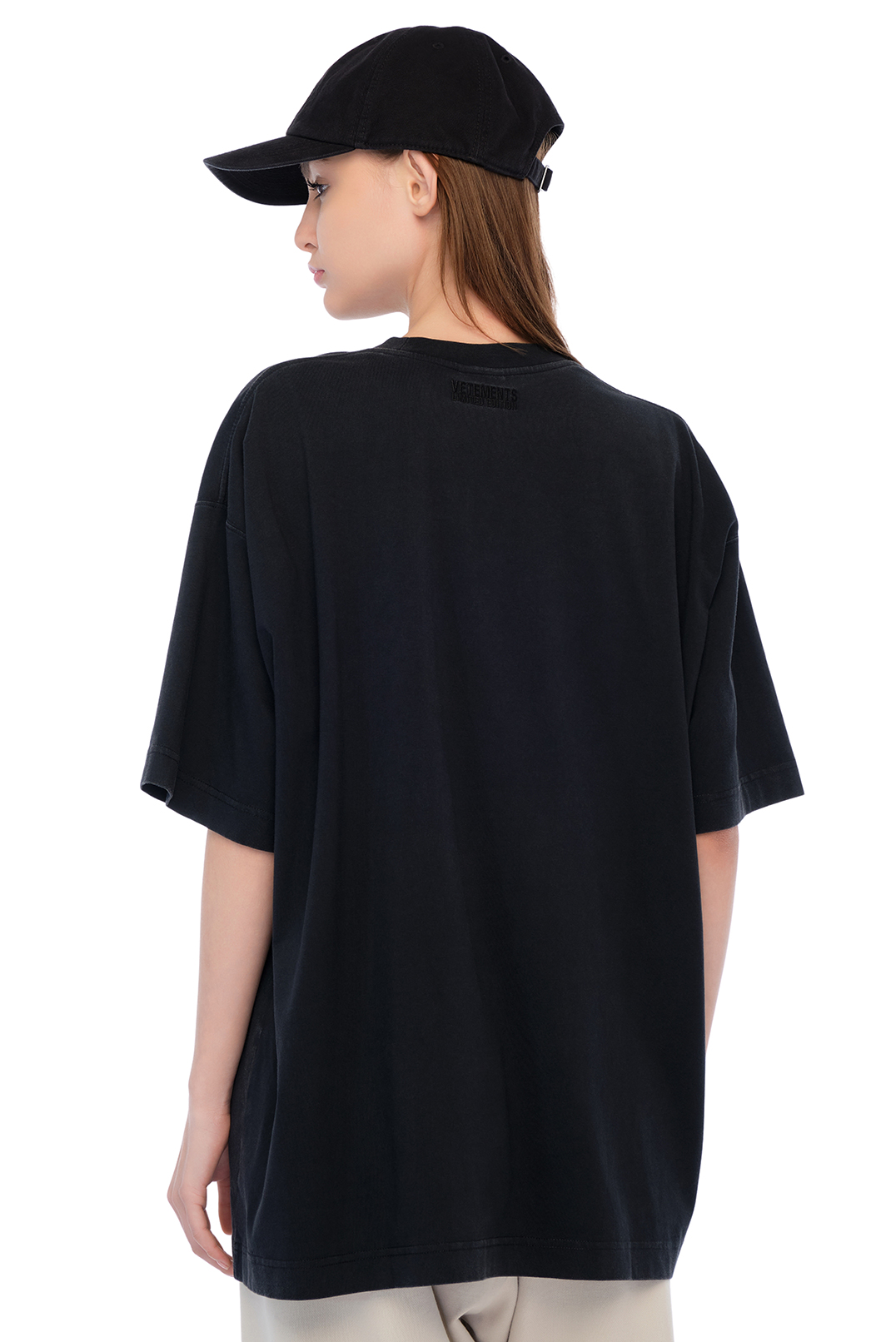 Футболка VETEMENTS VETw16013