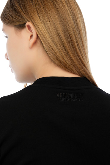 Футболка VETEMENTS VETw25001