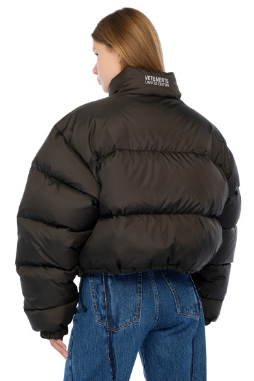 Пуховик VETEMENTS VETw25009