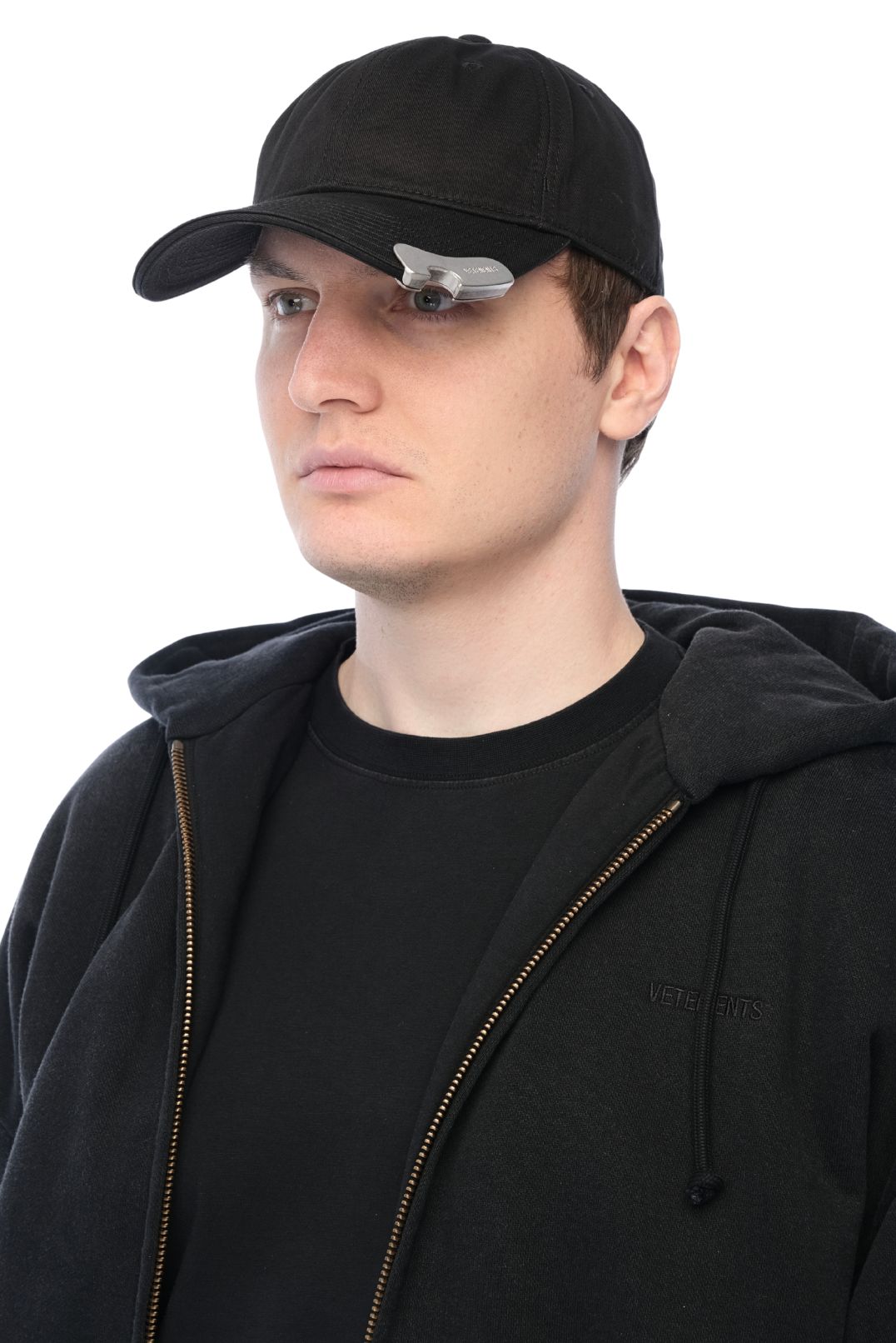 Кепка VETEMENTS VETw26008