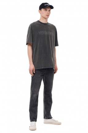 VETEMENTS Футболка oversize з вишивкою